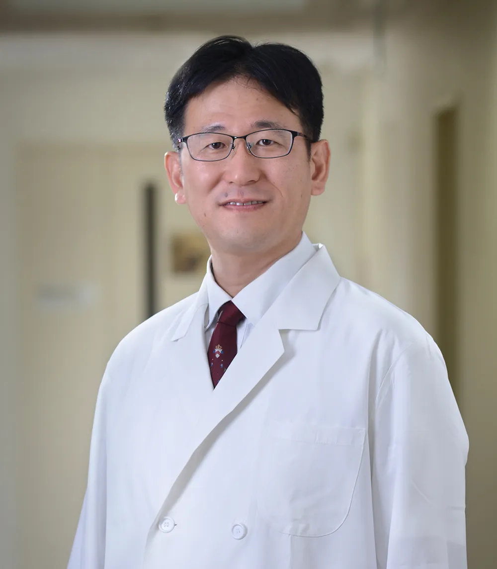 園田 英人