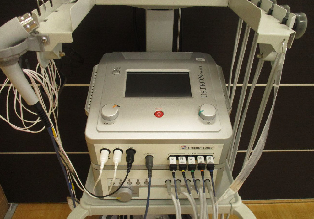 USTRON：アストロン